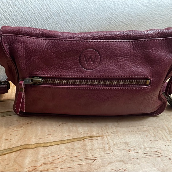 Gently used Wanderers LeatherTravel Co. Small Crossbody Bag. - Picture 3 of 7